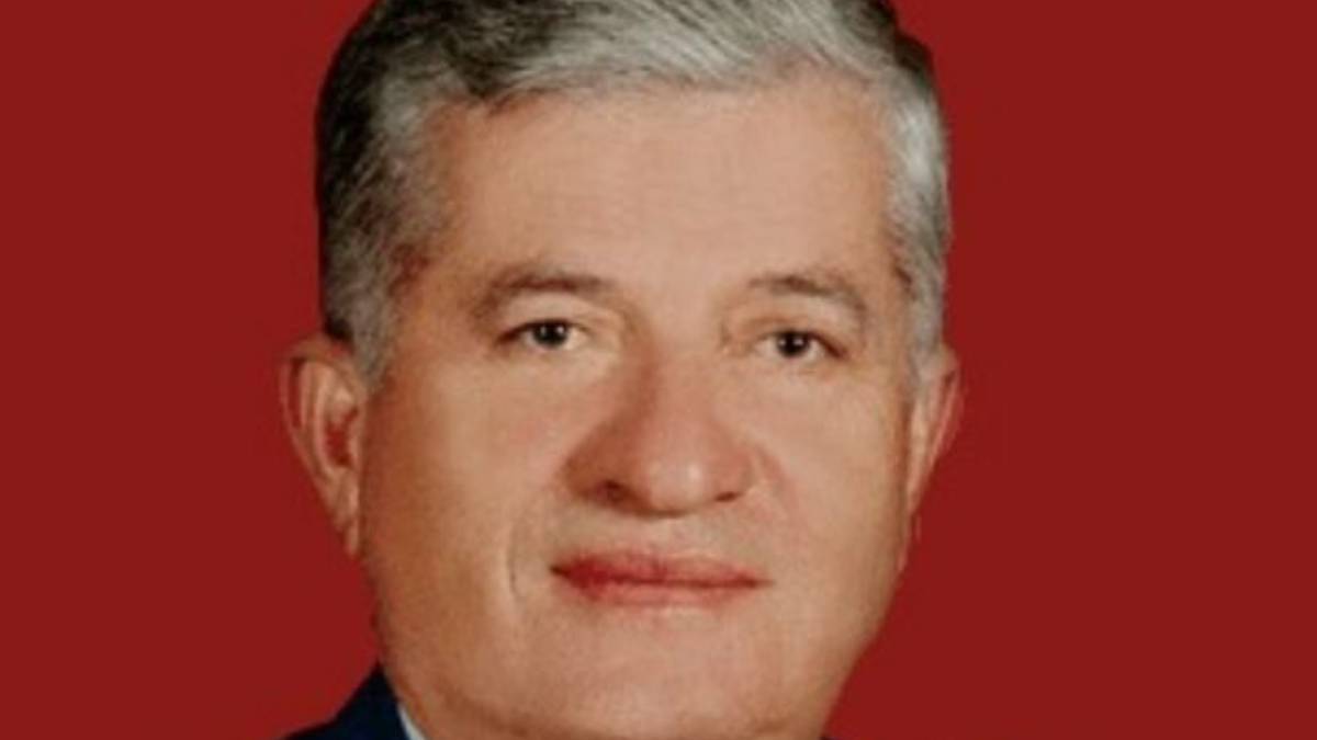 Ahmet Çörekçi kimdir?