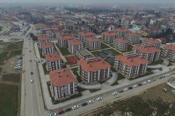 Konut sitesi yönetimleri olası deprem ve afetlere hazırlık için harekete geçti