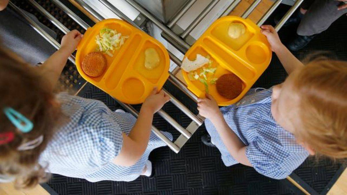 İngiltere'de gıda yoksulluğundan etkilenen çocuk sayısı iki katına çıktı