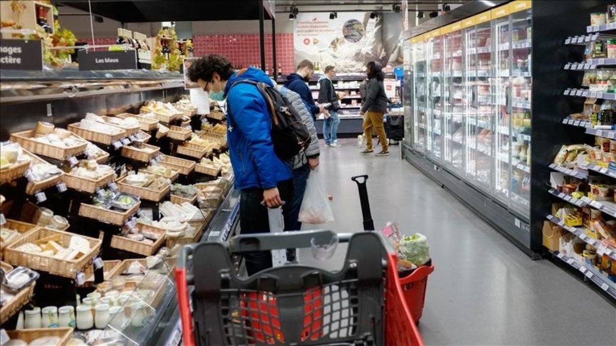 Fransa'da ekonomik kriz: 'Gıda çeki' dağıtılacak