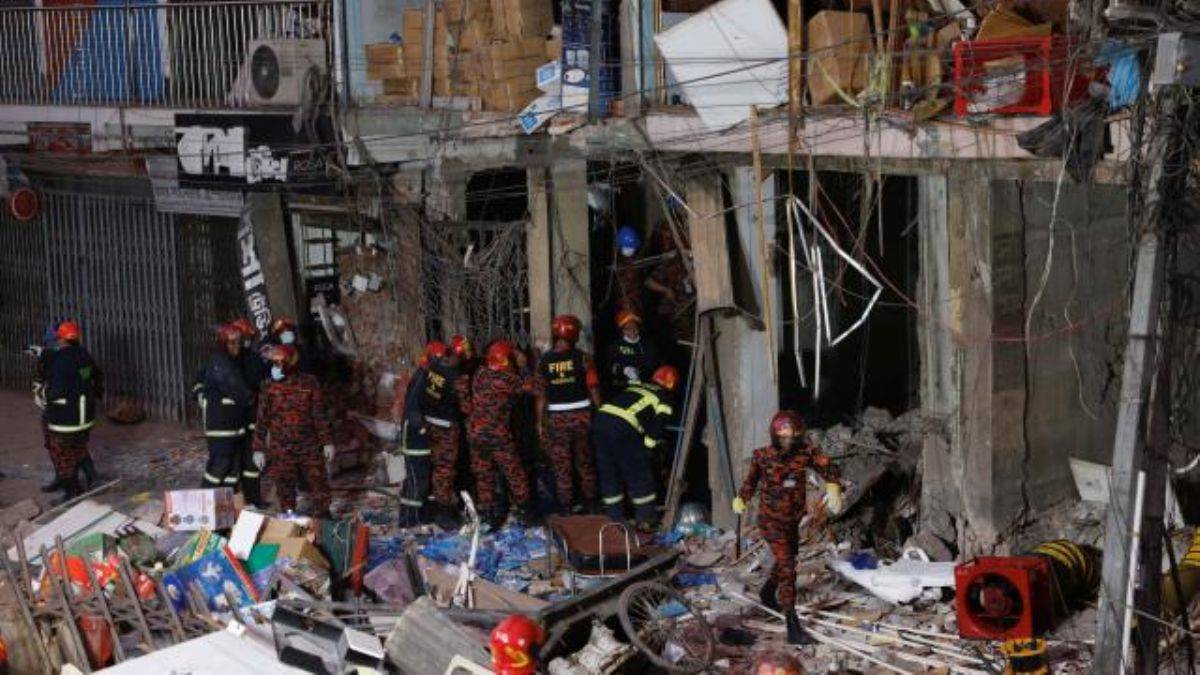 Bangladeş'te bir binadaki patlamada en az 14 kişi öldü