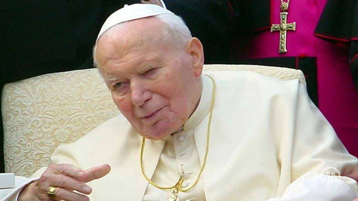 Pedofiliyi gizlediği öldükten yıllar sonra ortaya çıktı