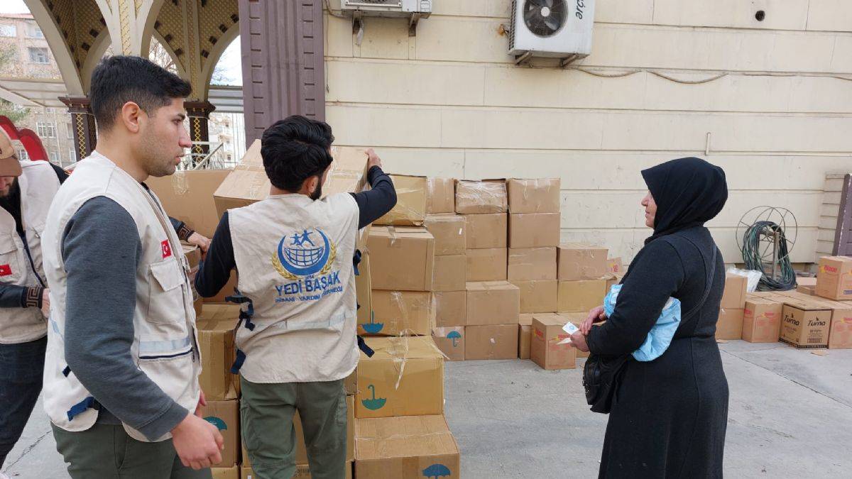 Yedi Başak'ta yardım seferberliği sürüyor