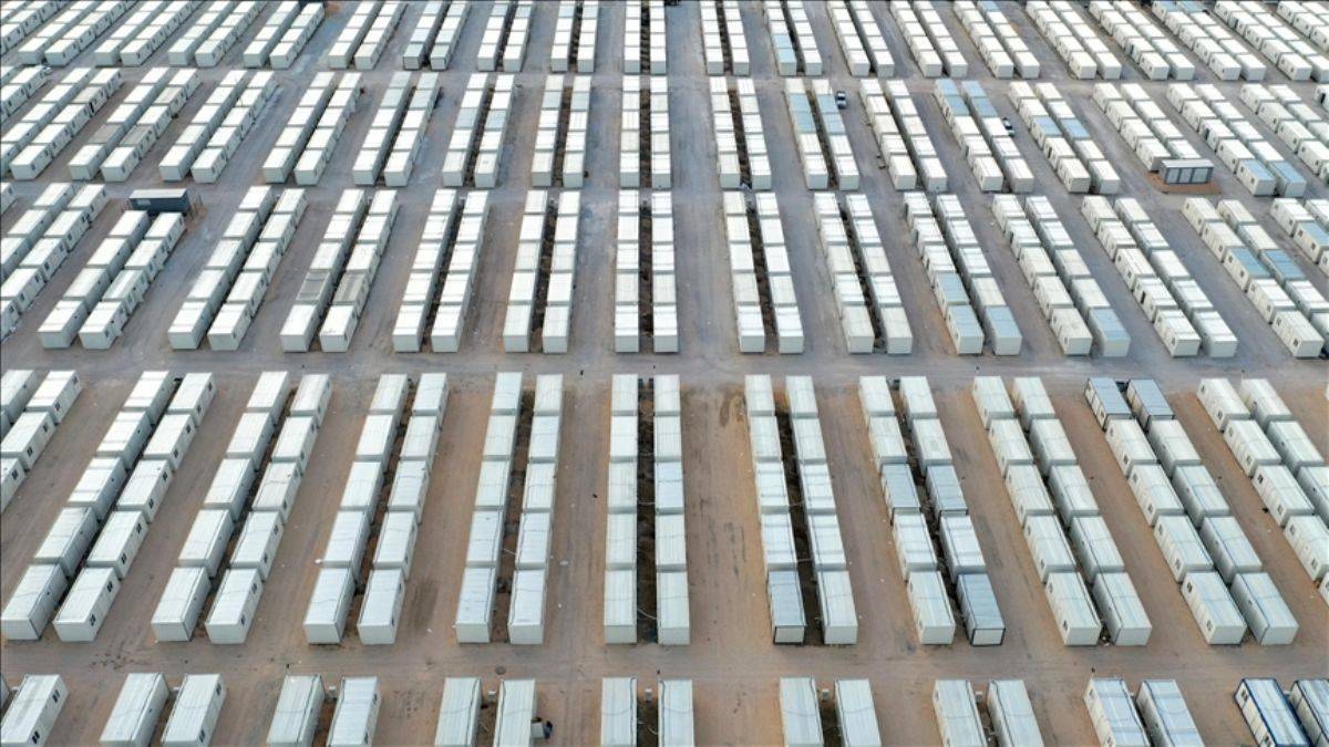 Deprem bölgesinde konteyner dolandırıcılığı! 17 kişi tutuklandı