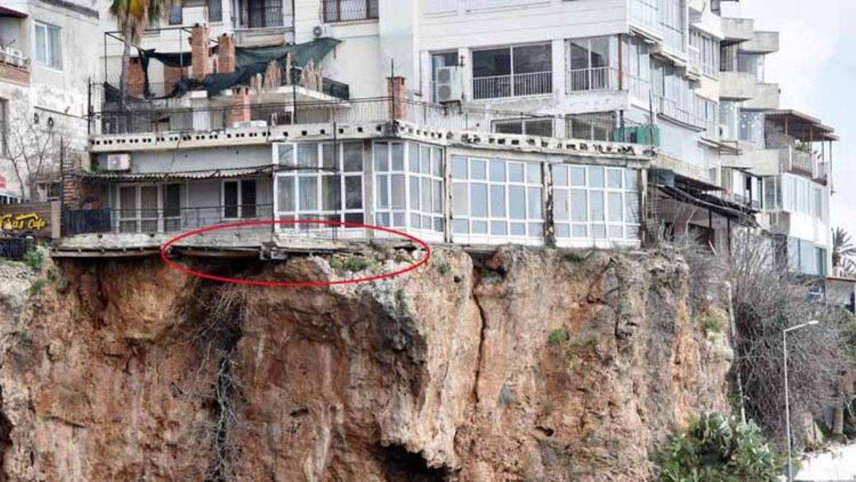 Ölümüne yapılaşma! Antalya'da 'denize sıfır' hırsı...