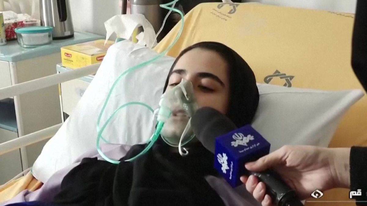 İran'da binlerce öğrenci zehirlendi! 'Tüm okullar kapatılsın'