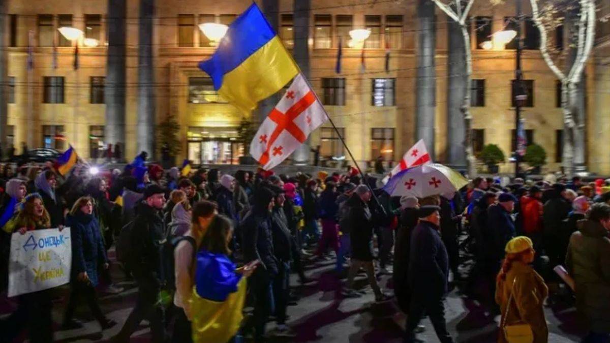 Gürcistan Başbakanı'ndan Zelenskiy'e: İç işlerimize karışmayın