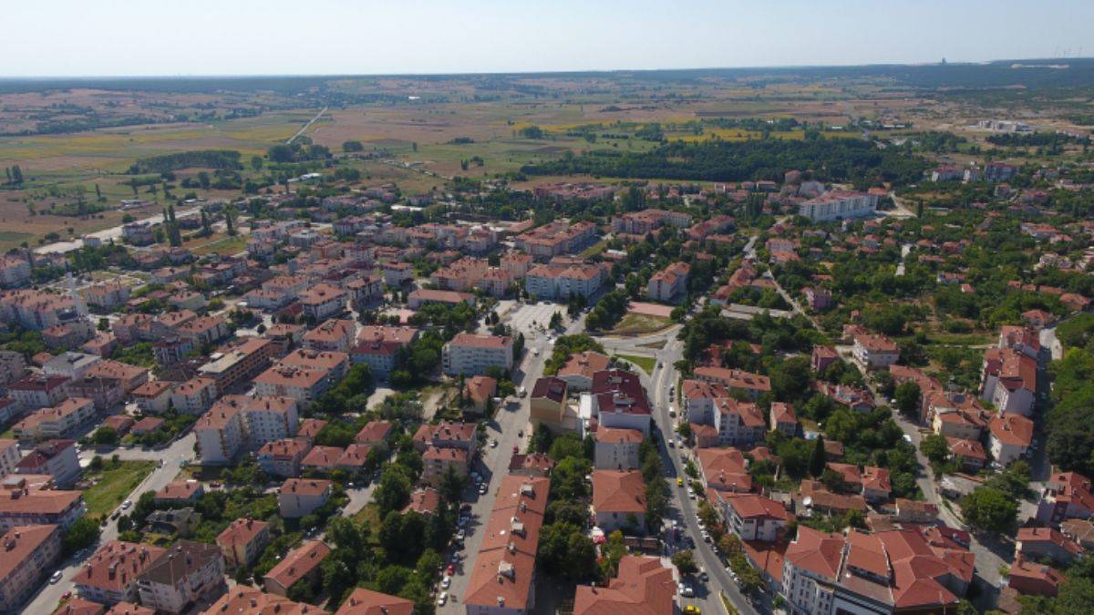 Başkan Özalp uyardı: Tarlaları arsa diye satıyorlar dikkat