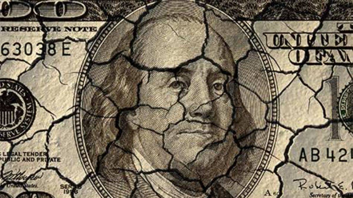 Faizler yükseldi banka battı! Milyonlarca dolar birden çekiliyor