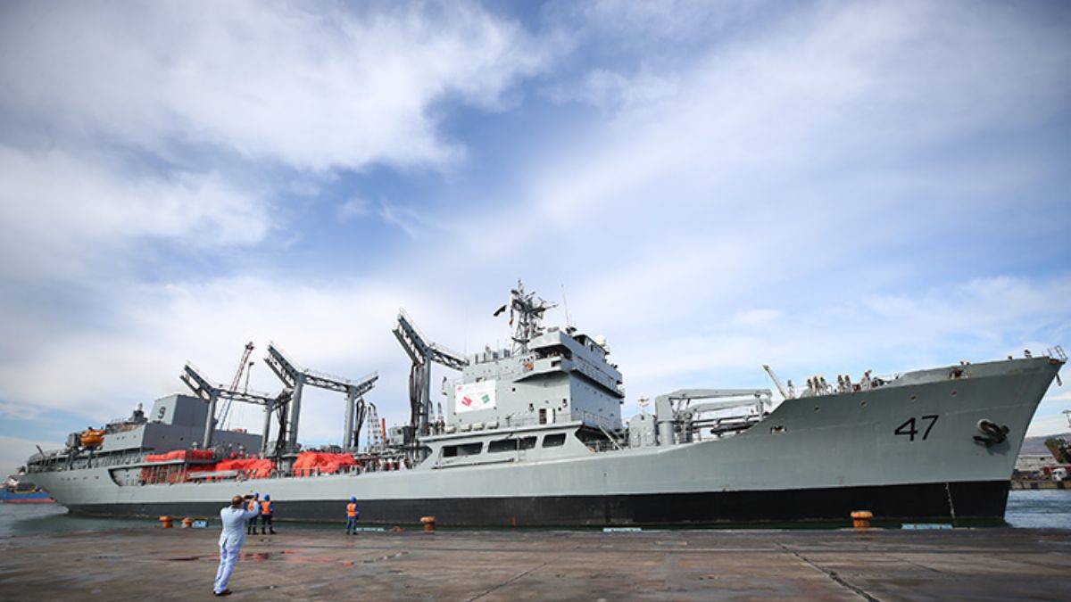 Pakistan'ın yardım gemisi Türkiye'de: 'Arkadaş değil, kardeşiz'