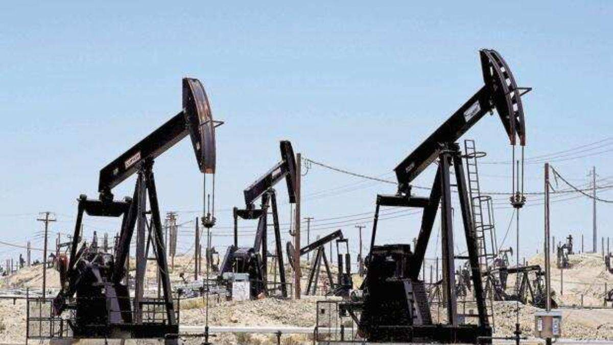 Kuveyt'te petrol sızıntısı alarmı