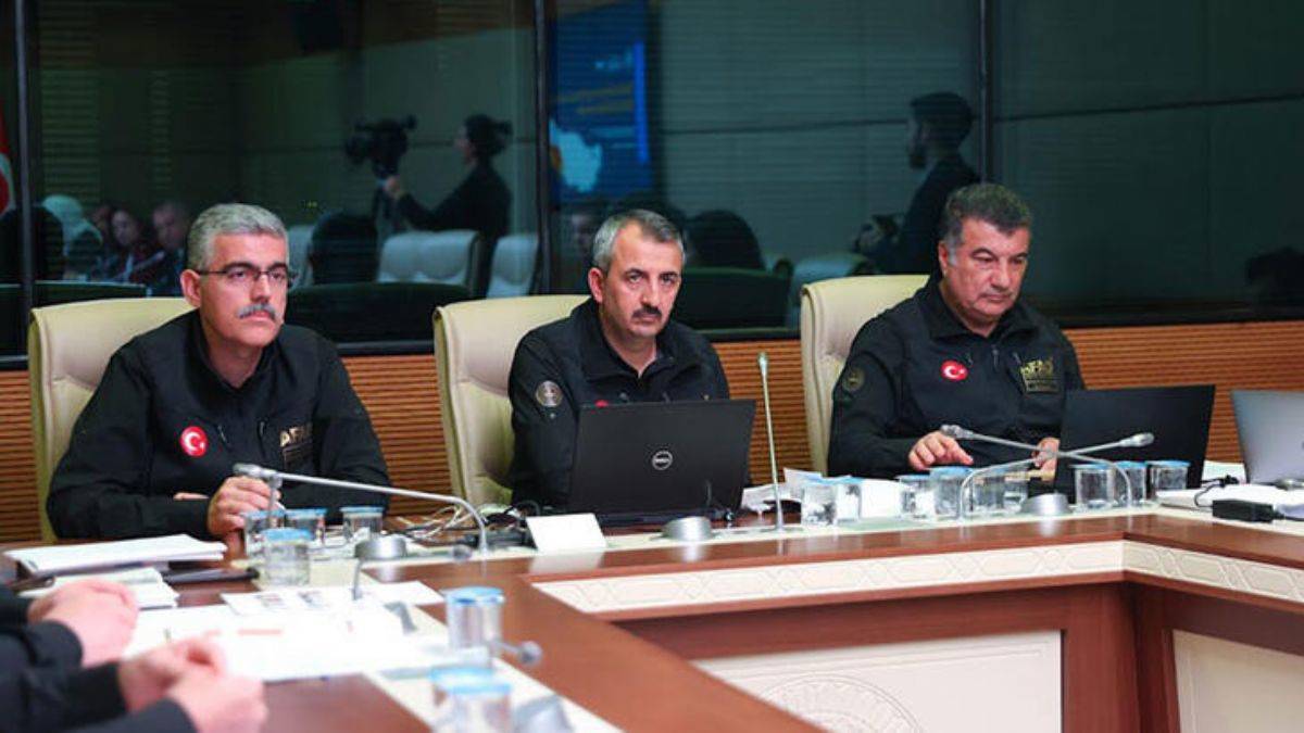 Depremde can kaybı 50 bin 96'ya yükseldi