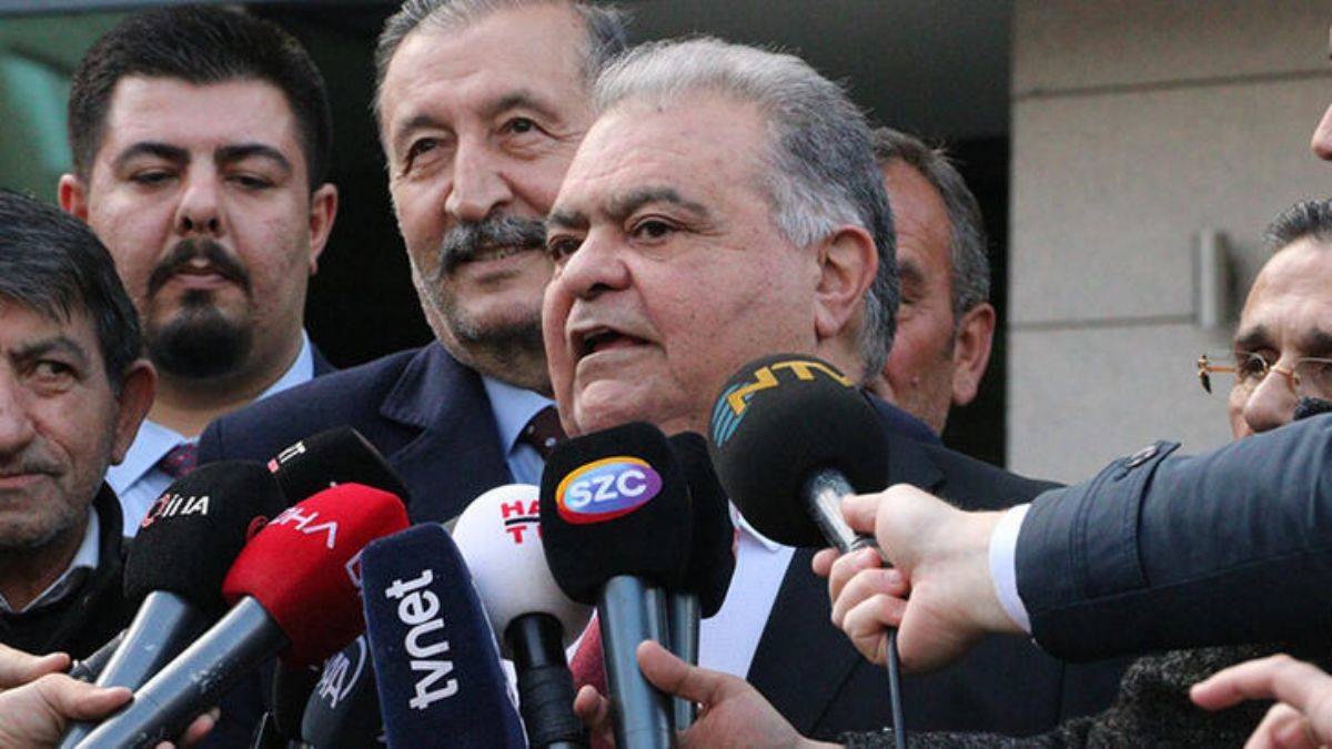 8 partinin ortak cumhurbaşkanı adayı Ahmet Özal'dan açıklama