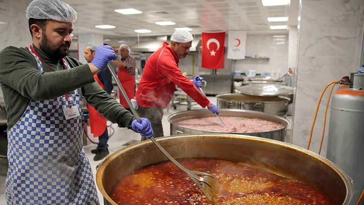 Konya iftar çadırı 2023 | Konya'da iftar çadırları nerede? Selçuklu, Karatay, Meram, Ereğli Ramazan çadırı kuruldu mu?