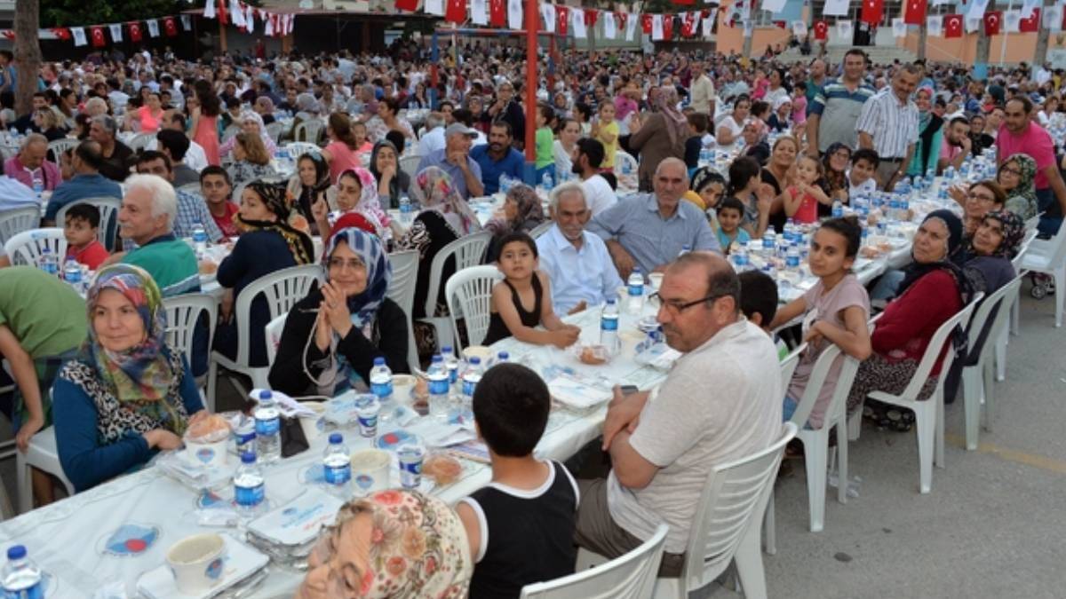 Mersin iftar çadırı 2033 | Mersin'de iftar çadırları nerede var? Tarsus, Toroslar, Yenişehir, Akdeniz, Silifke'de iftar çadırı nerede?