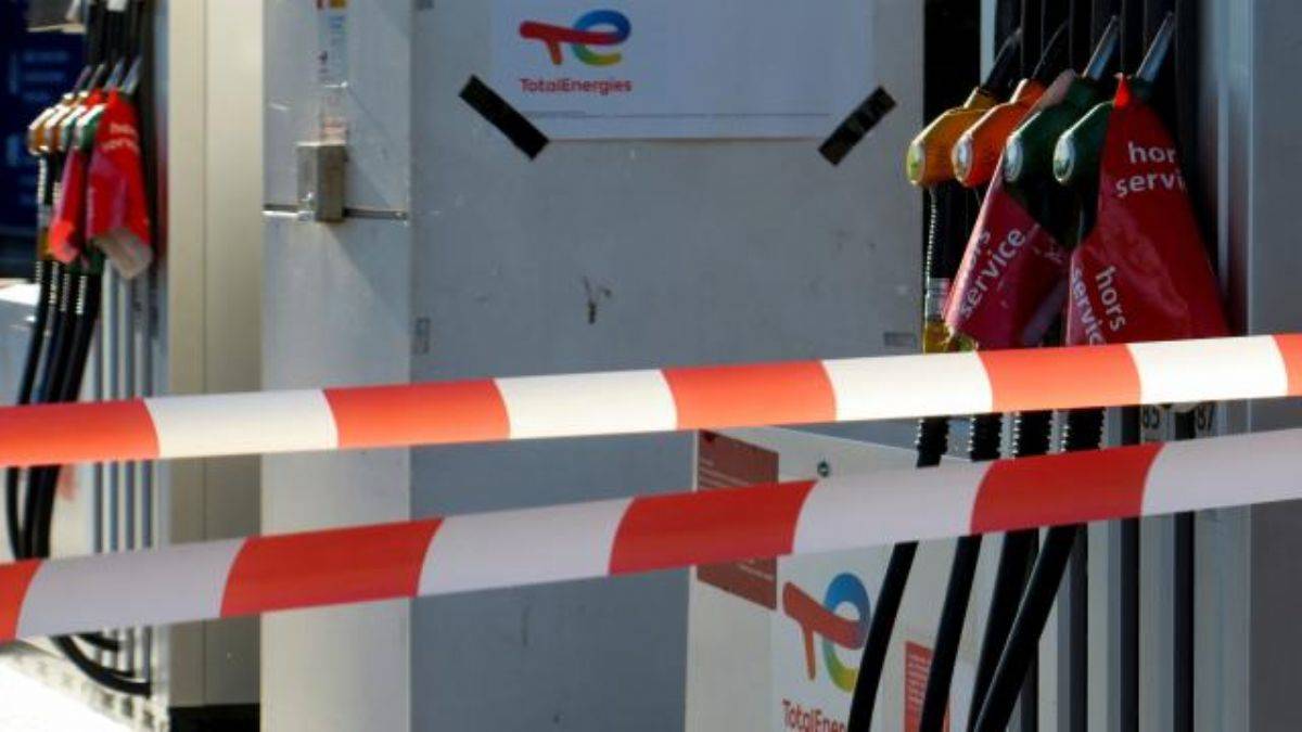 Fransa'da akaryakıt 'ikinci el' sitelerine düştü