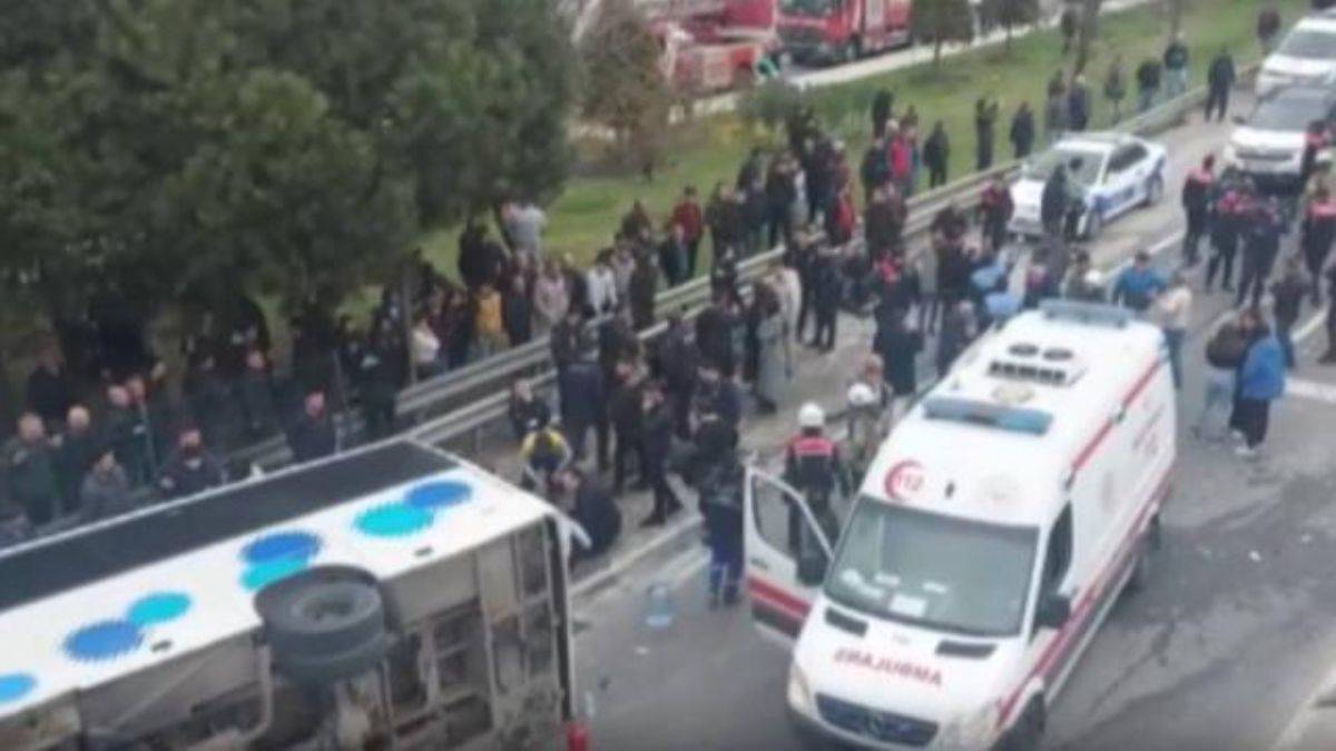 Silivri'de zincirleme trafik kazası: 27 yaralı