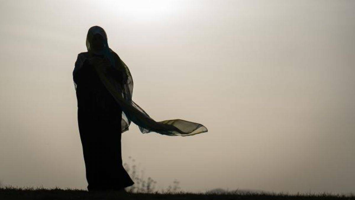 İran: Zorunlu başörtüsü yasasına aykırı davrananlar cezalandırılacak