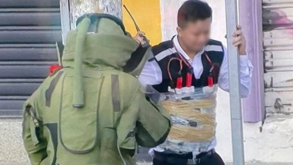 Üzerine bomba bağlanıp sokağa bırakıldı!