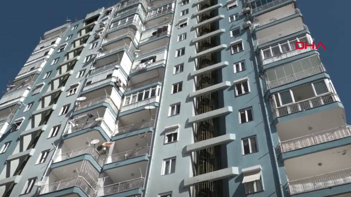 600 daireli sitede 'karot' kavgası