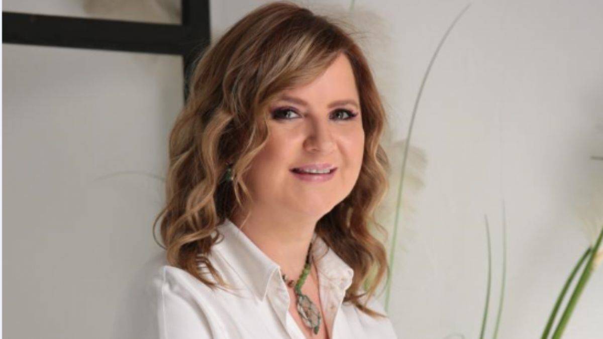 Yazar, Eğitmen Firdevs Akkaya kimdir?