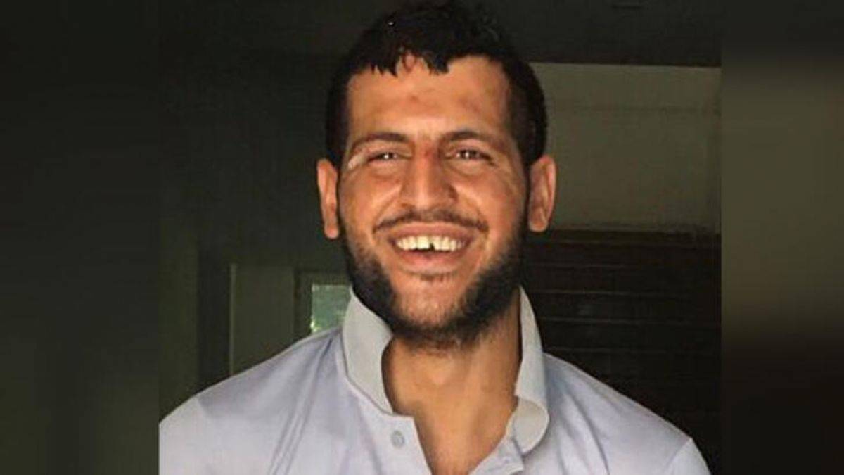 5 akrabasını bıçakladı, 'Bazen bana geliyorlar' dedi