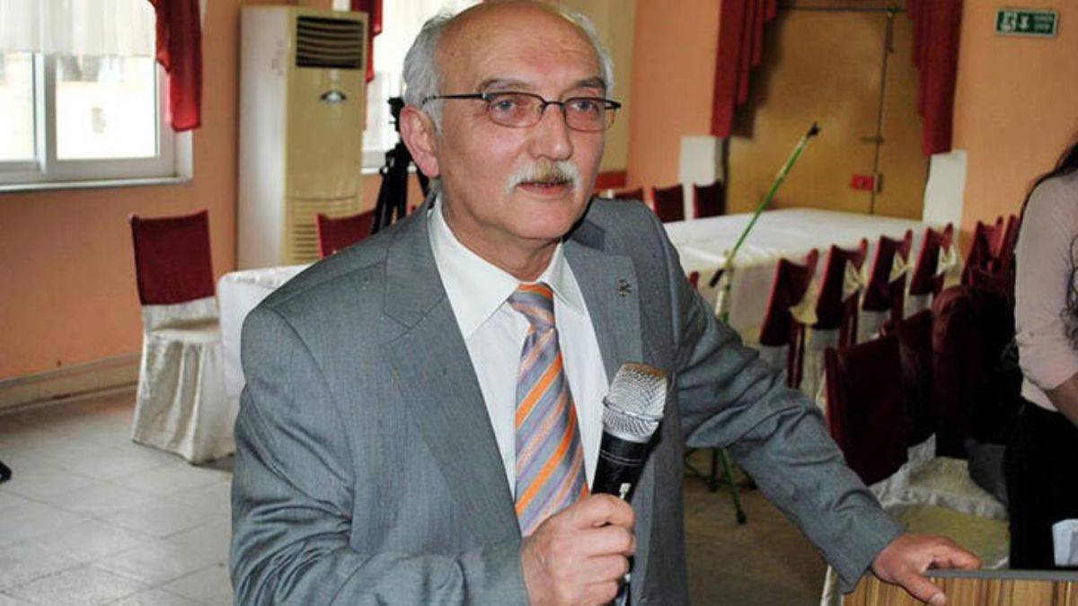 MHP Salihli İlçe Başkanı Akın kalp krizinden hayatını kaybetti