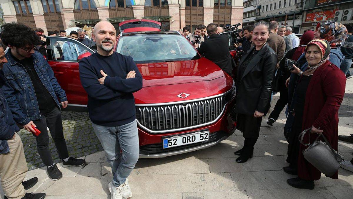 Bakan Özer, Togg'u Ordulular ile buluşturdu