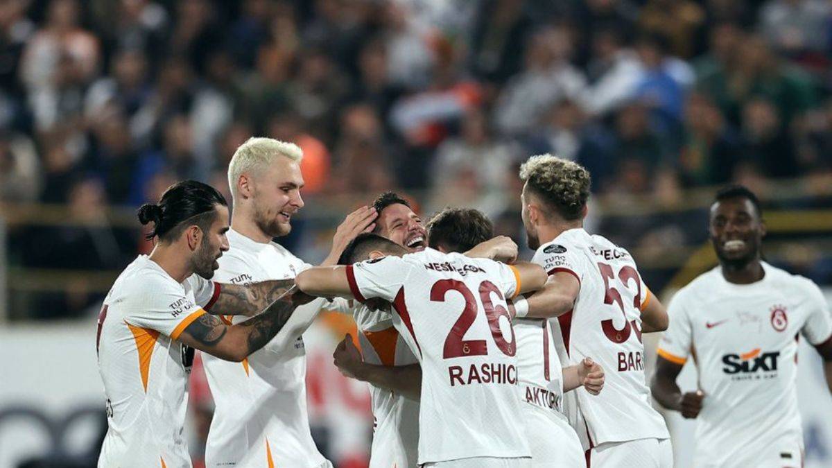 Galatasaray, Alanyaspor deplasmanında 4 golle galip
