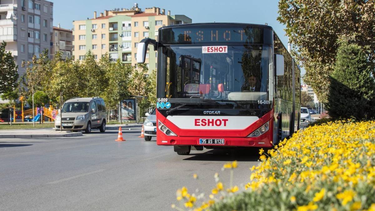 20 Nisan İzmir'de otobüsler bedava mı? Bugün arefe İzmir'de ESHOT otobüs, metro, İZBAN ücretsiz mi?