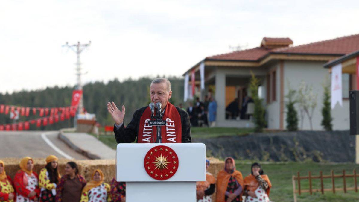 Erdoğan: 14 Mayıs, LGBT'cilere ders verme günü olacak