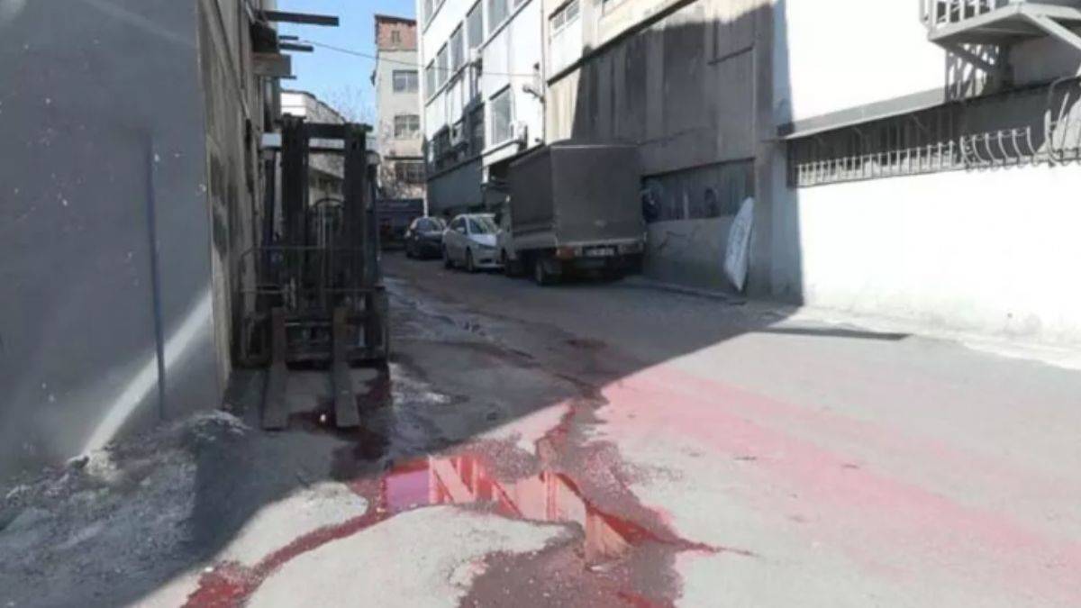 Bayrampaşa'da 'kırmızı sıvı' endişesi