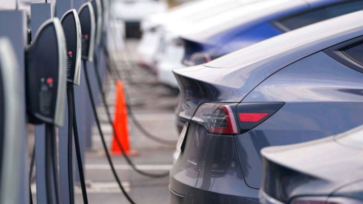 Hangi ülkede kaç elektrikli araç satıldı?