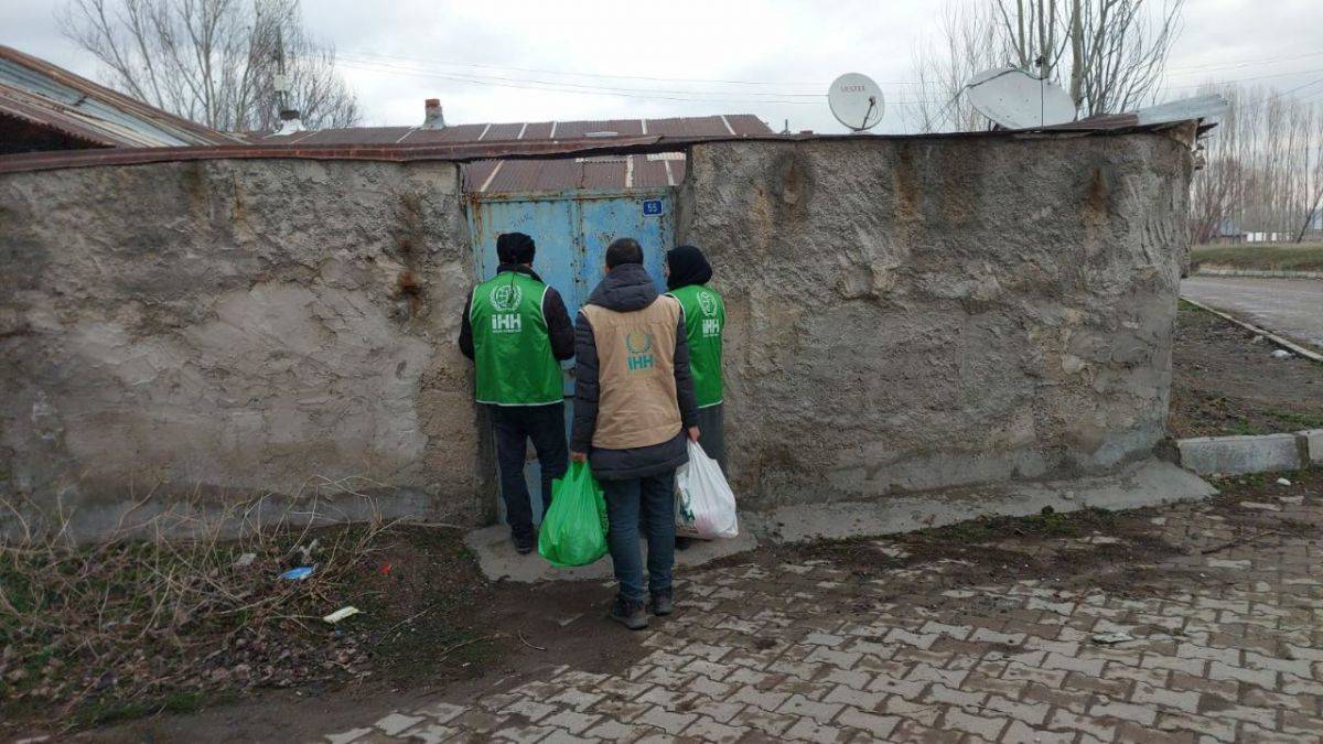 İHH Ramazan’da 4 milyon 744 bin kişiye ulaştı