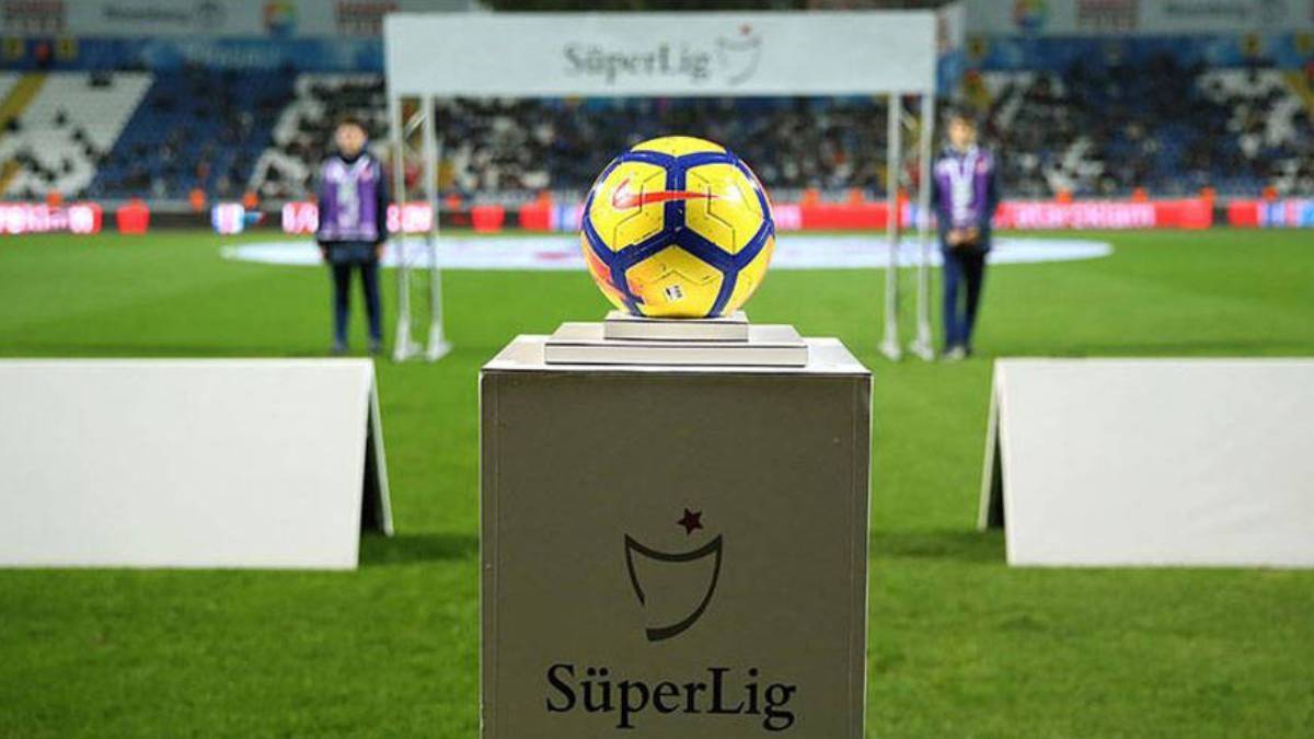 29 Nisan bugün hangi takımın maçı var? Bu akşam (Cumartesi) kimin maçı var? Süper Lig 32. hafta maçları