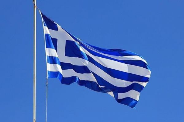 Yunanistan'daki ırkçı milletvekilleri hakkında verilen skandal karara tepki!