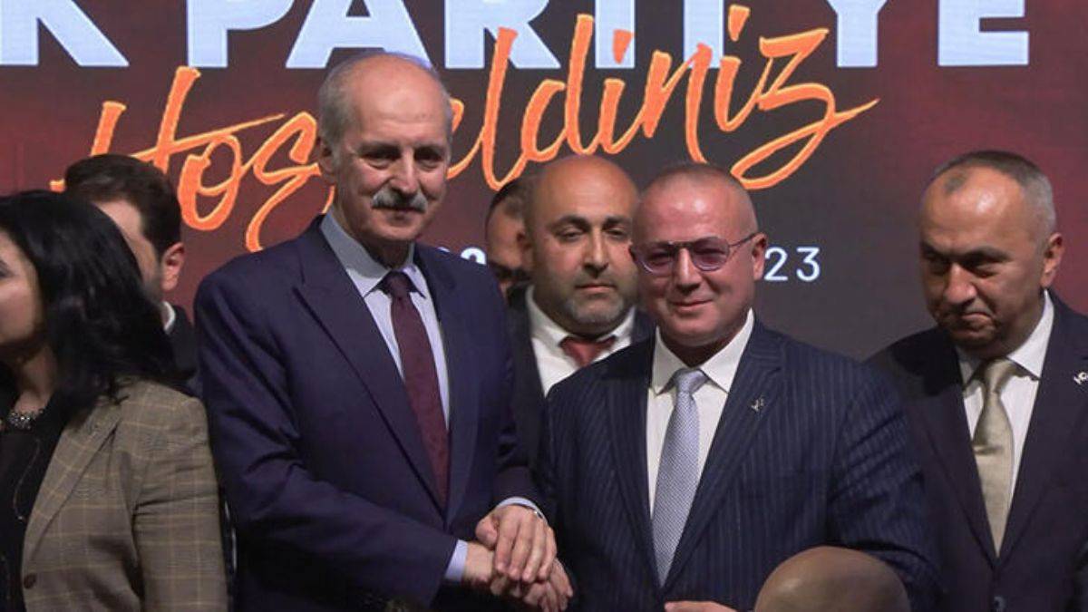 Zafer Partisi'nden istifa eden 300 kişi AK Parti'ye katıldı