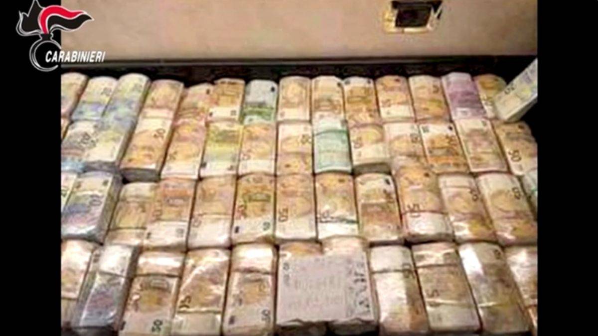 İtalyan mafyasının 'Arnavut bağlantılı' ağına dev operasyon