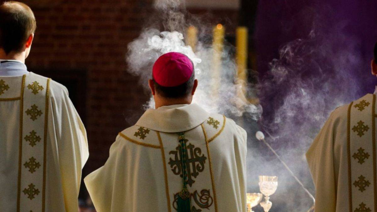 ANALİZ: Orta ve Doğu Avrupa'da din neden önemlidir?