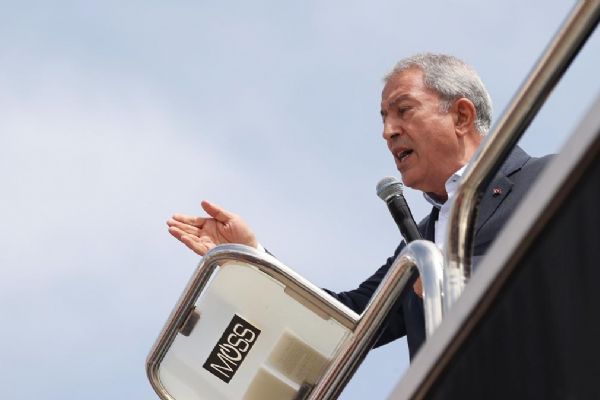 Bakan Hulusi Akar: Bizi durduramayacaklar, bunlar beyhude gayret