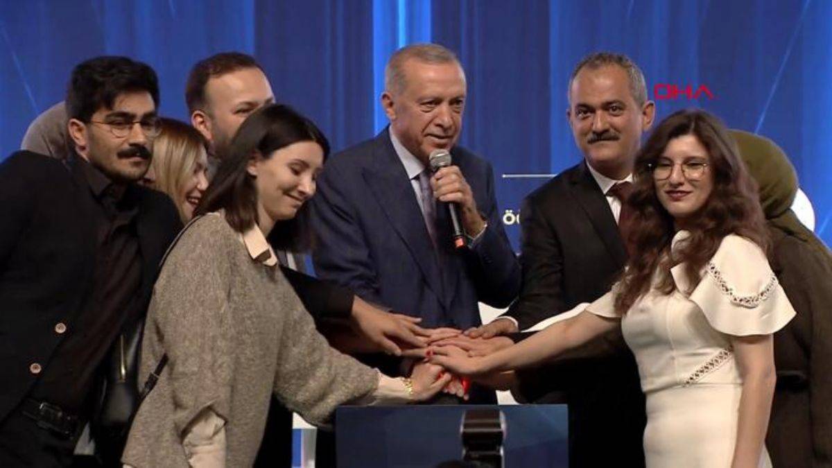 Cumhurbaşkanı Erdoğan 45 bin Öğretmen Atama Programı'na katıldı