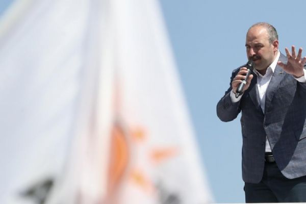 Bakan Varank: Milletimiz 7'li koalisyonu Allah'ın izniyle tarihin çöplüğüne gönderecek