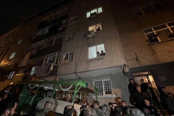 Zeytinburnu'nda sır olay! Ölü bulundu
