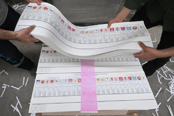 14 Mayıs seçimlerinin oy pusulalarının basımı tamamlandı