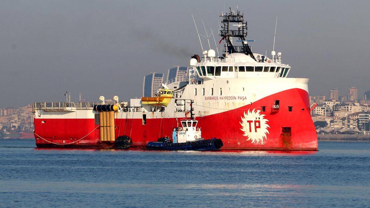 'Barbaros' bu sefer petrol arıyor