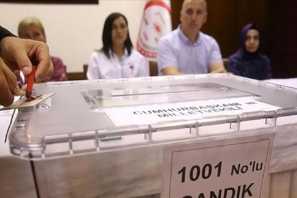 YSK'dan sandık kurulu başkanlarına uyarı mesajları