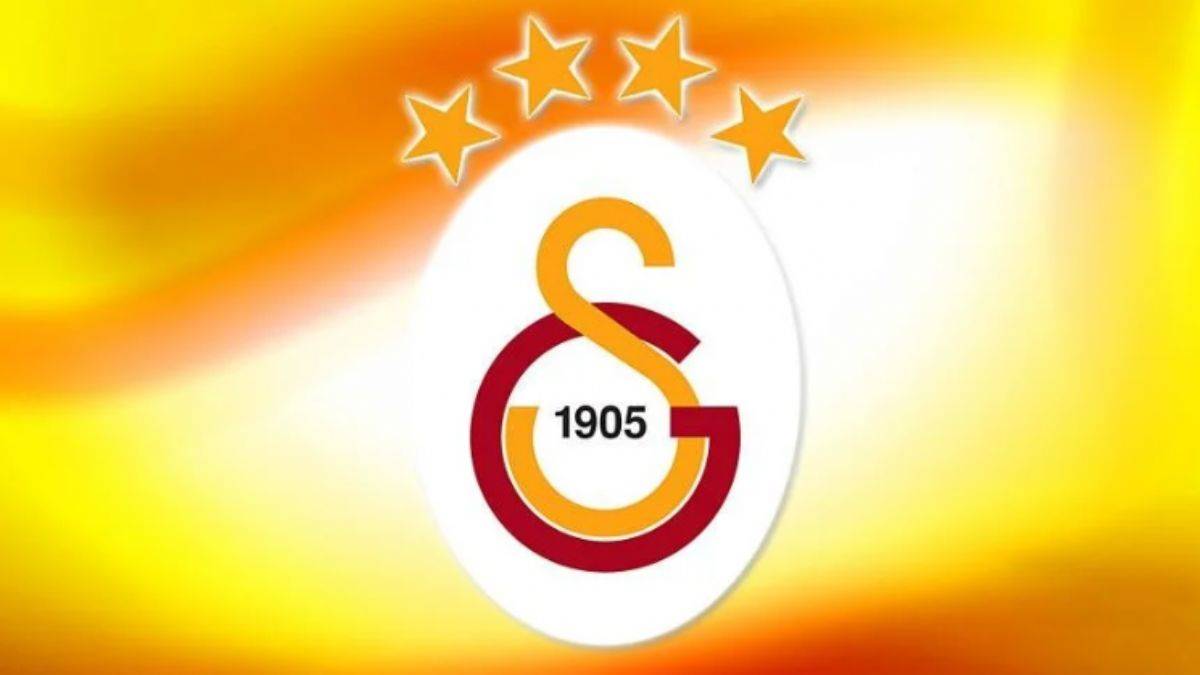 Galatasaray'da 4 isim yolcu, 2 yıldız isim transfer listesinde