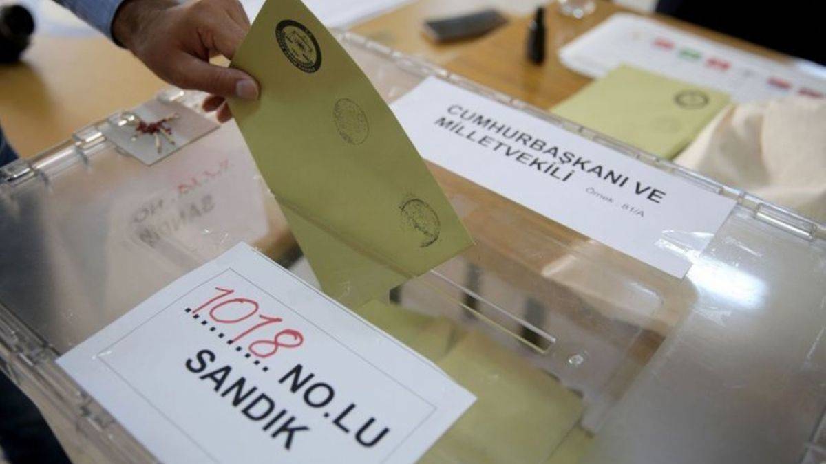 Bakanların oy kullandığı sandıklardan en yüksek oyu alan isimler