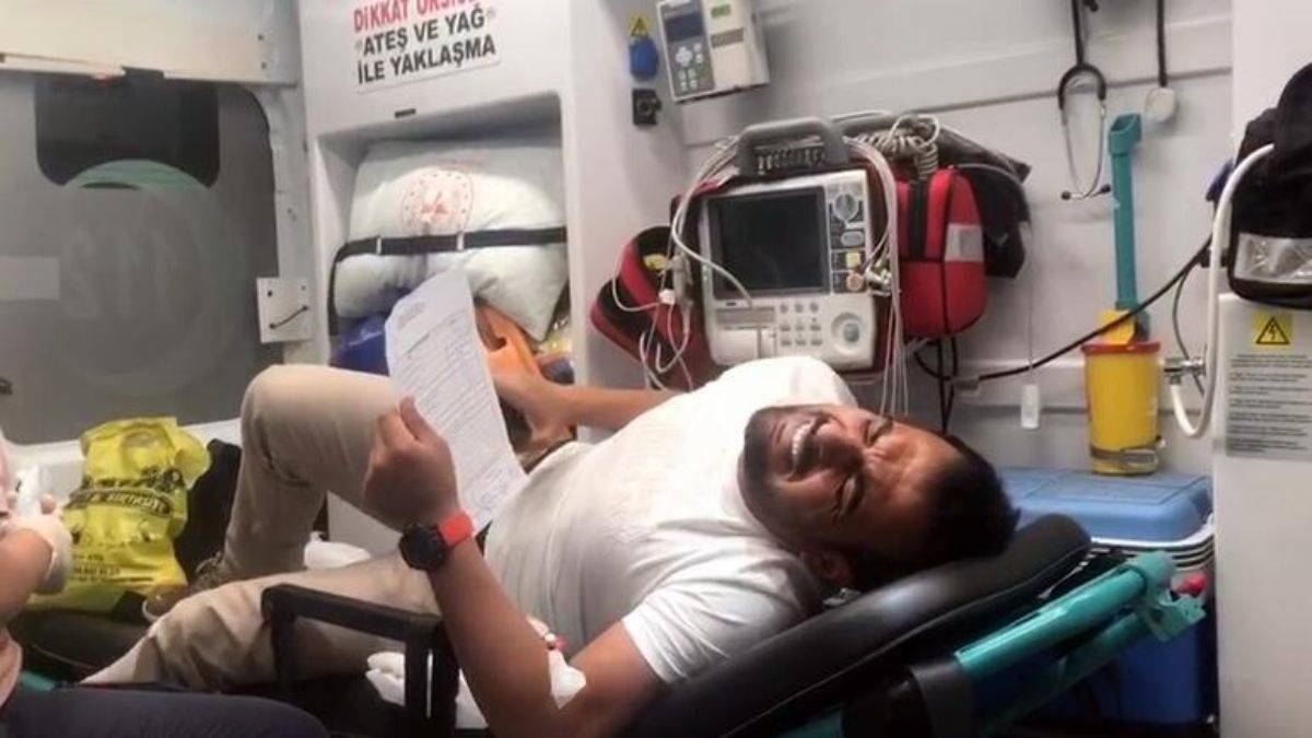 Şentop'tan oy pusulalarını ambulansla teslim eden sandık başkanına tebrik