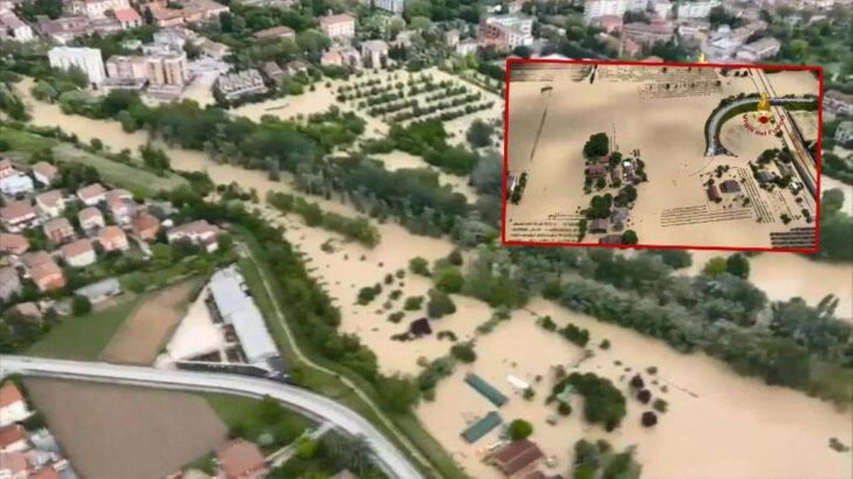 İtalya’da selin ardından kurtarma çalışmaları sürüyor